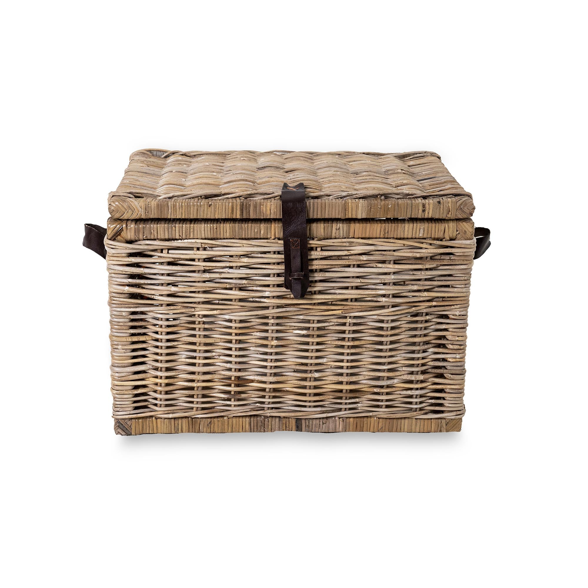 Deep Natural Wicker Storage Trunk with Practical Detail - Image 8