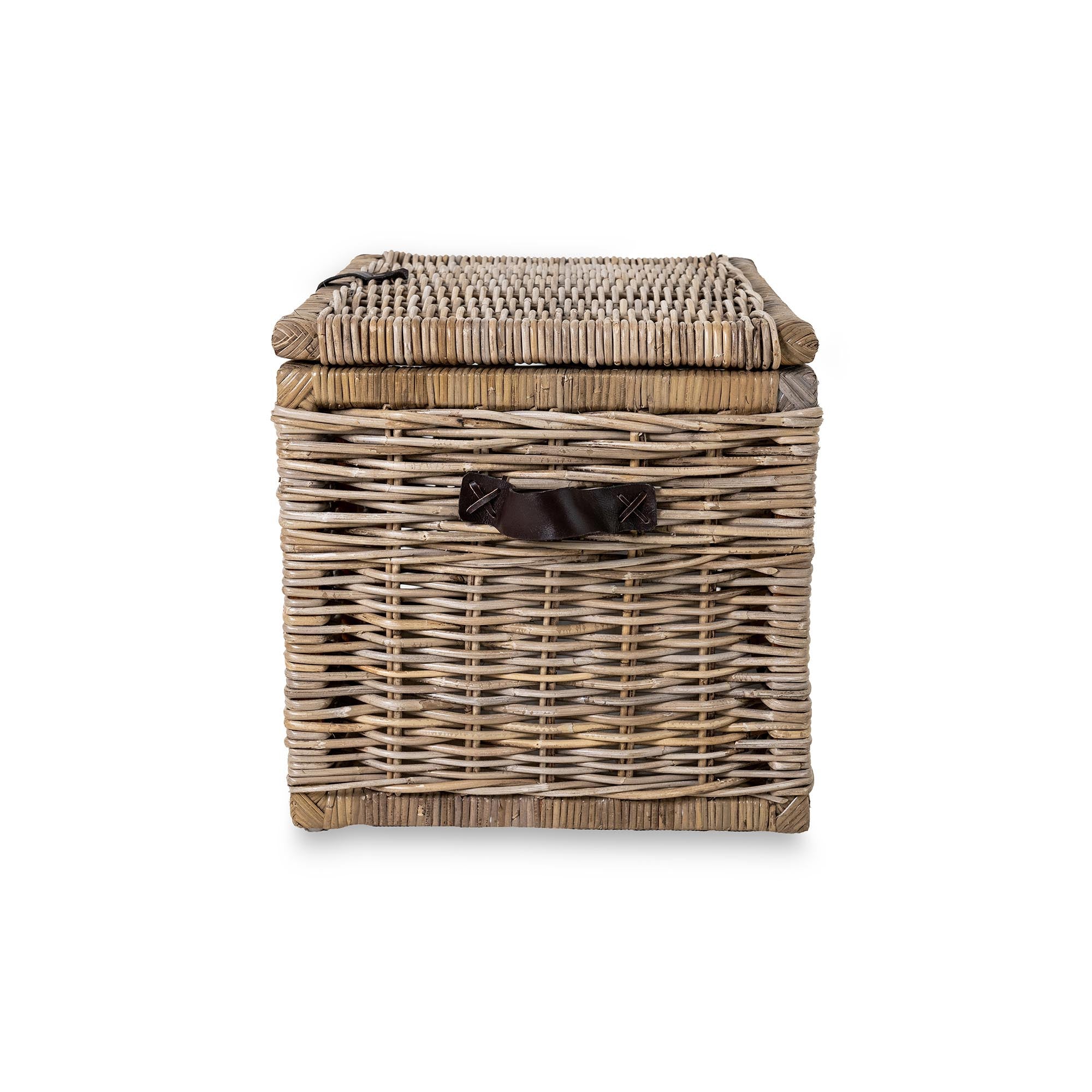 Deep Natural Wicker Storage Trunk with Practical Detail - Image 9