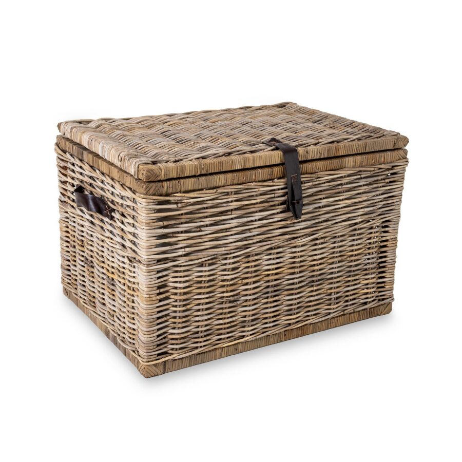 Deep Natural Wicker Storage Trunk with Practical Detail